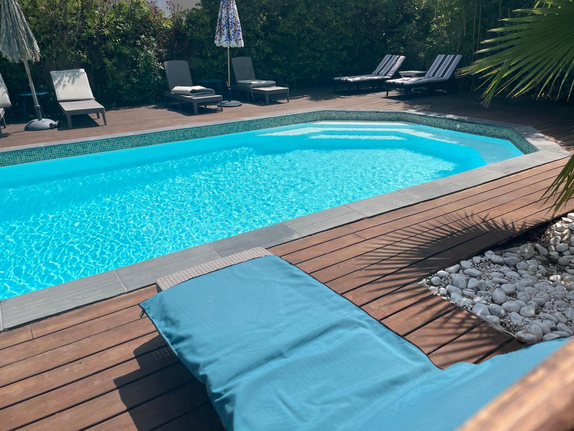 Hotel Le Synaya Sanary-sur-Mer Exterior photo